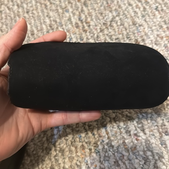 Beautiful Gucci brown gradient sunglasses with suede case and cloth! - Picture 12 of 12